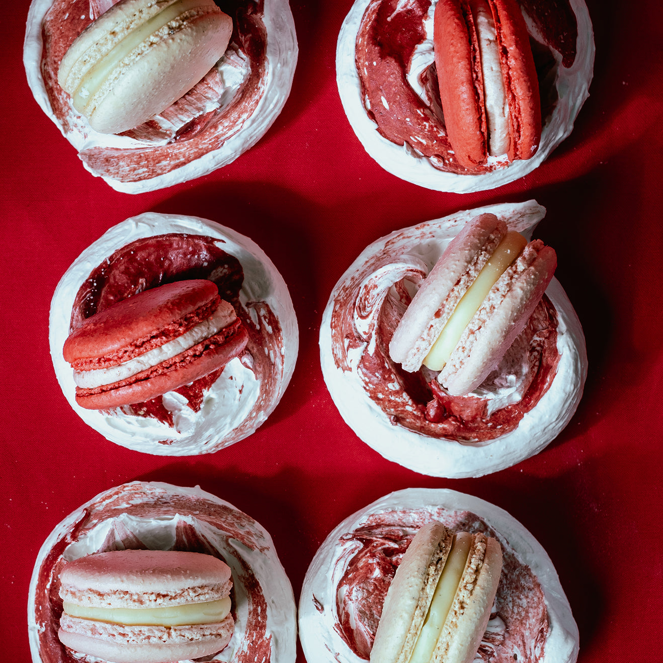 Berry Pavlova Coup Set