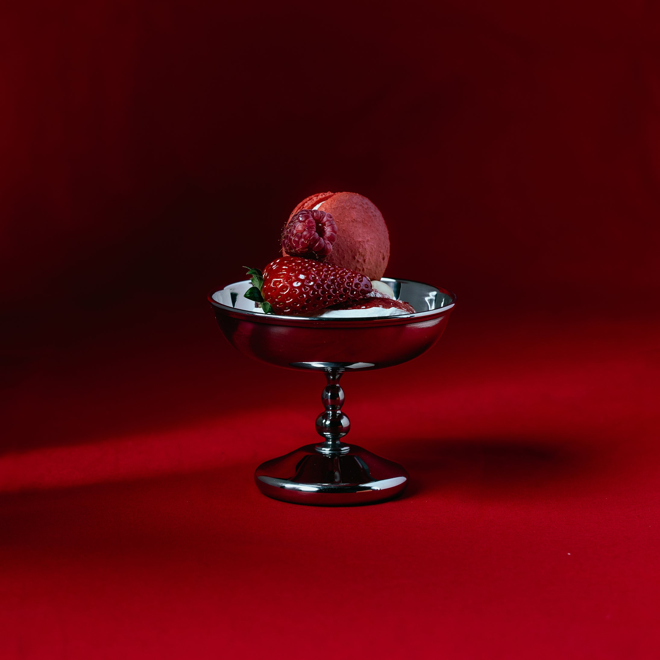 Berry Pavlova Coup Set